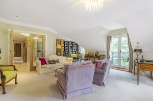 Sitting Room- click for photo gallery